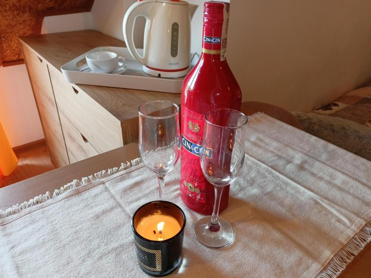 Junoszyno Solorena מראה חיצוני תמונה